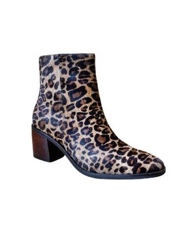 antusu bartucci botin print leo 2